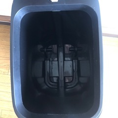 31リットル足踏みゴミ捨ての画像