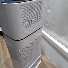 除湿機 サーキュレーター アイリスオーヤマ 衣類乾燥機 コンパクト デシカント式 部屋干し パワフル除湿 最大 13畳 5L/日 切 タイマー付 室内干し 家庭用 湿気 結露 梅雨対策 花粉対策 オールシーズン 除湿器 IJD-I50の画像
