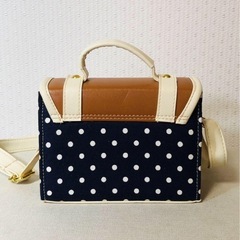 新品　ショルダーバッグの画像