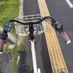 中古20インチYAMAHAビッケ電動アシスト自転車　8.7Ah 大阪の画像