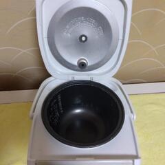 象印3合炊き炊飯器　美品の画像