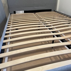 🛏 ダブルベッド（140×200cm）フレーム＋マットレスの画像
