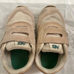 ニューバランス　スニーカー　14cm 15cmの画像