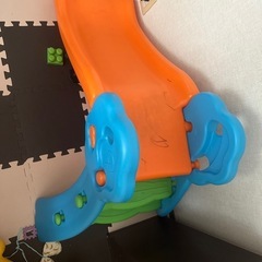 子ども用滑り台の画像