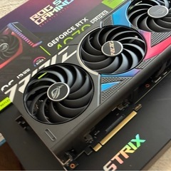 ASUS GeForce RTX 4070 su per STRIX
の画像