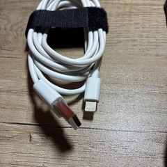 Apple iPhone ライトニングケーブルの画像
