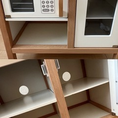 木製 ままごとキッチンの画像