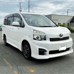 トヨタ ヴォクシー Z 4WD H23 8.08 検査 パールホワイトの画像
