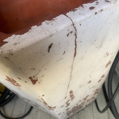無料　鉢　ヒビがありますが使えますの画像