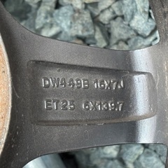 ハイエース215/65-16キーラーホイルの画像