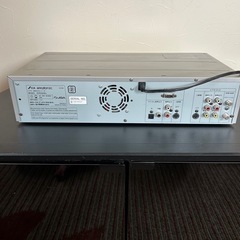 VHS.CD.DVDプレーヤーの画像