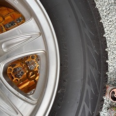 ハイエーススタッドレス215/65-16キーラーアルミホイルの画像