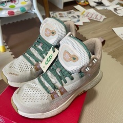 新品」ニューバランス（new balance）（レディース）スニーカー フレッシュフォーム ヒエロ ミッド ベージュの画像