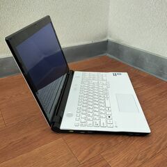 NEC ノートパソコン LAVIE NS PC-GN234FSA7/ Core i5 Windows11の画像