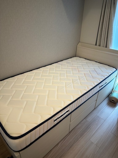シングルベッド　マットレス　イタリア