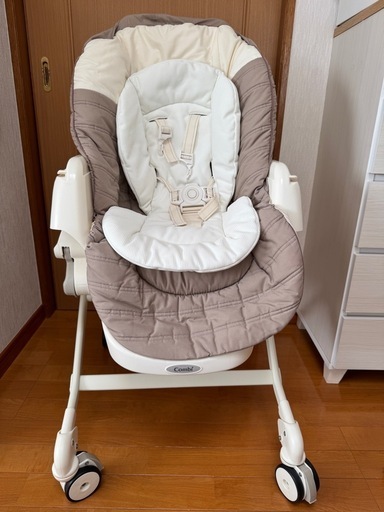 コンビ ネムリラ オートスイング エッグショック BE ベージュ