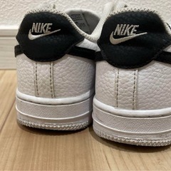 NIKE エアフォース1 キッズ 20.5cm 白黒の画像