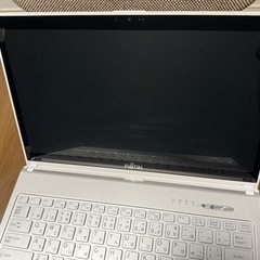 パソコン　
FMV 富士通　LIFEBOOK SH90/B1の画像