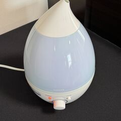 ハンディ掃除機、加湿器、カメラ三脚、電気ケトルお譲りしますの画像