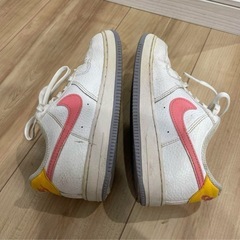 NIKE エアフォース1 キッズ 20cm ピンク/ホワイトの画像