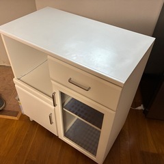 食器棚　スライドボード　電源　キャスター付きの画像