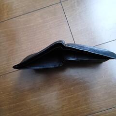 2つ折り財布 黒の画像