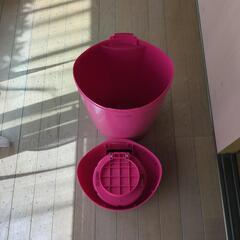 オムツゴミ入れの画像