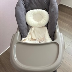 電動Combiハイローチェアの画像