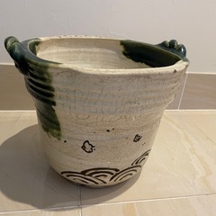 織部焼の睡蓮鉢、めだか鉢
の画像