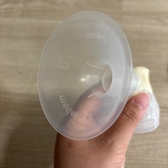 メデラ手動搾乳機&ニップルシールドS の画像