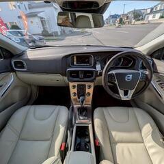 ボルボ　V40の画像