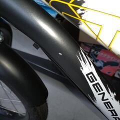 子供用自転車　16インチ（補助輪あります）　美品の画像
