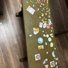 ダイニングテーブル、長椅子2脚  の画像