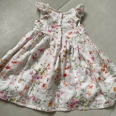 next baby ワンピース 90の画像