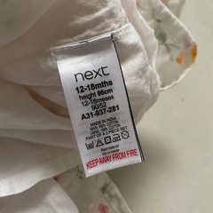 next baby ワンピース 90の画像