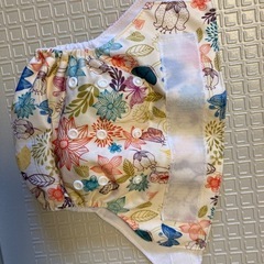 【ほぼ新品】布オムツセットの画像
