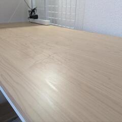棚付きデスクの画像