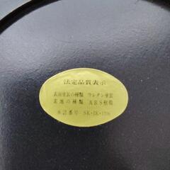 和風デザイン 三段お重 車輪付きの画像