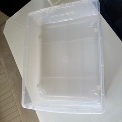 キャスター付き衣装ケース（高さ13×奥行47×幅40）の画像