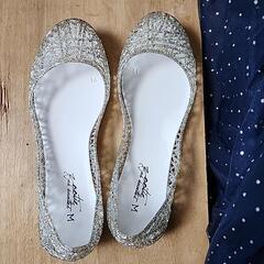 新品　ラメ入り　サンダルの画像
