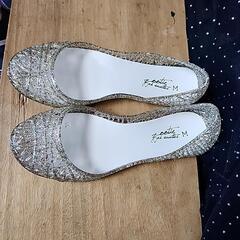 新品　ラメ入り　サンダルの画像