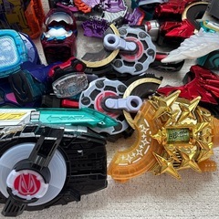 仮面ライダー　ギーツ　リバイス　ガッチャードの画像
