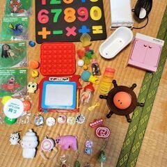 おもちゃ まとめ売り、アンパンマン ぬいぐるみなどの画像