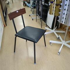 ダイニングチェア おしゃれな木製背もたれチェア カフェ風インテリアに 在庫3脚 【こちらは店舗です。浜村鹿野温泉ICから3分 買取本舗 宮本リサイクル 営業時間9～19時 定休日水曜のみ←連絡できませんm(_ _)m】の画像