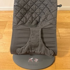 【美品】ベビービョルン　バウンサーの画像
