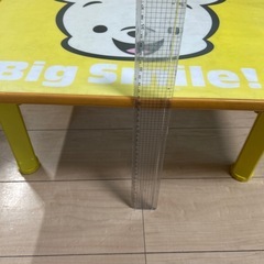折りたたみ机の画像