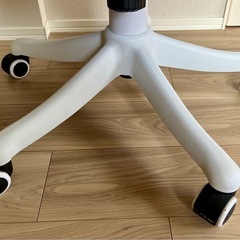 DEVAISE オフィスチェア ヘッドレストなし
の画像