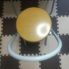 折り畳み式テーブル·イスセットの画像
