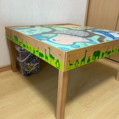 🚗こども用テーブルの画像