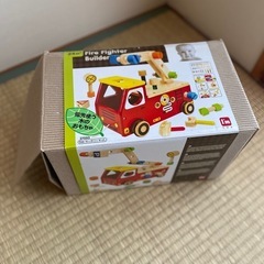消防車　木製　おもちゃの画像